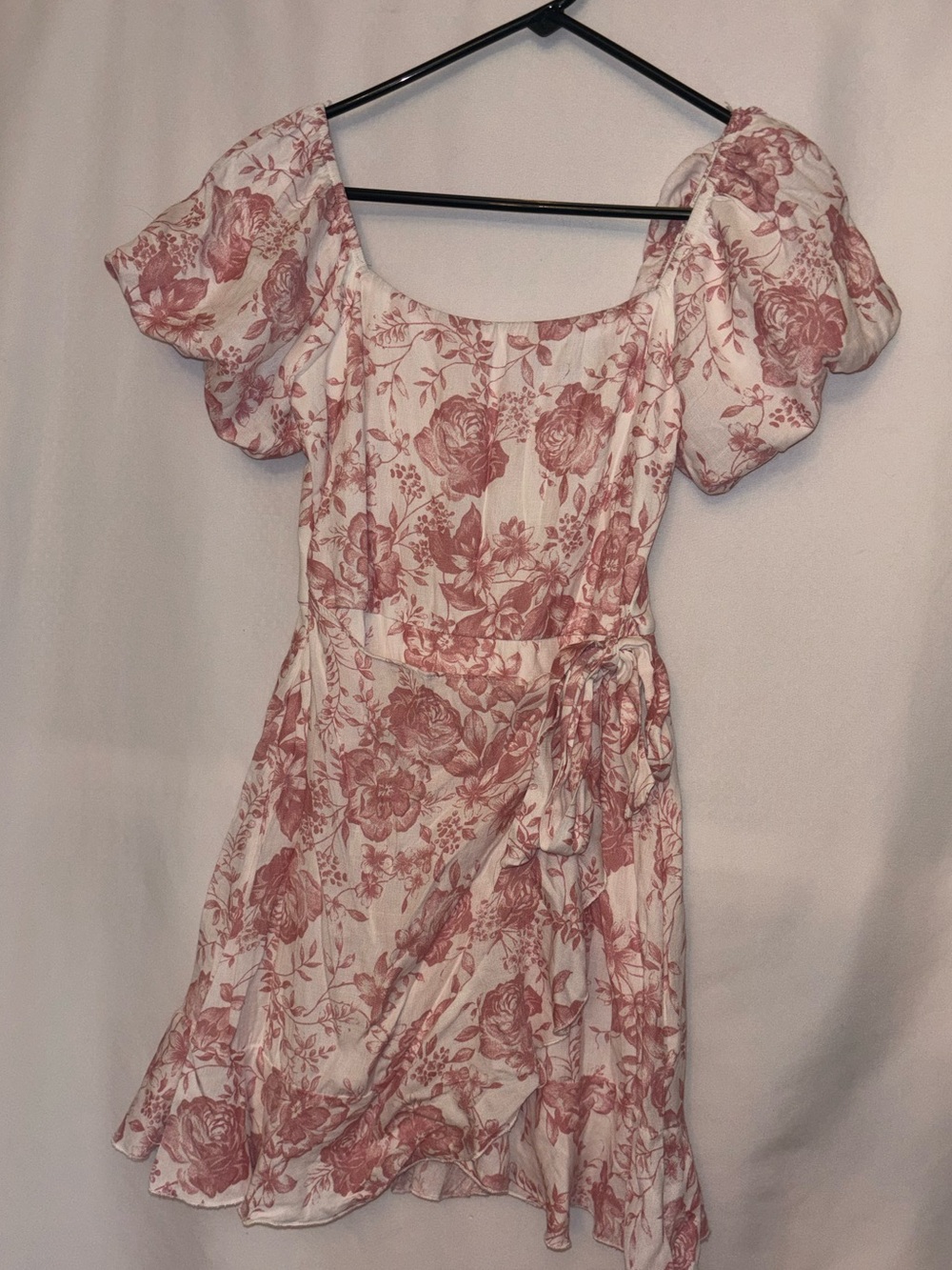 TRIXXI XS Rose / Floral Print Puff Sleeve dress